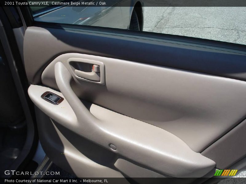 Cashmere Beige Metallic / Oak 2001 Toyota Camry XLE