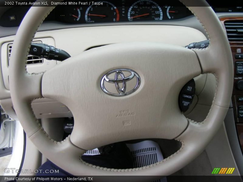 Diamond White Pearl / Taupe 2002 Toyota Avalon XLS