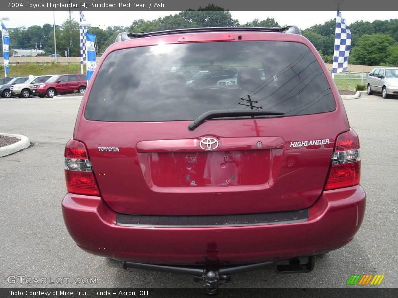 Sundown Red Pearl / Ash 2004 Toyota Highlander I4