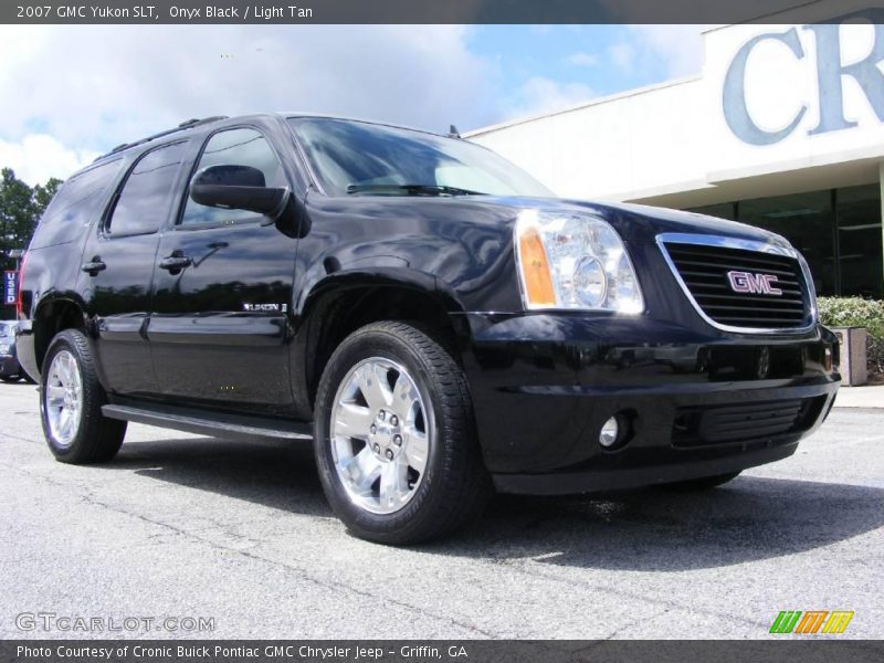 Onyx Black / Light Tan 2007 GMC Yukon SLT