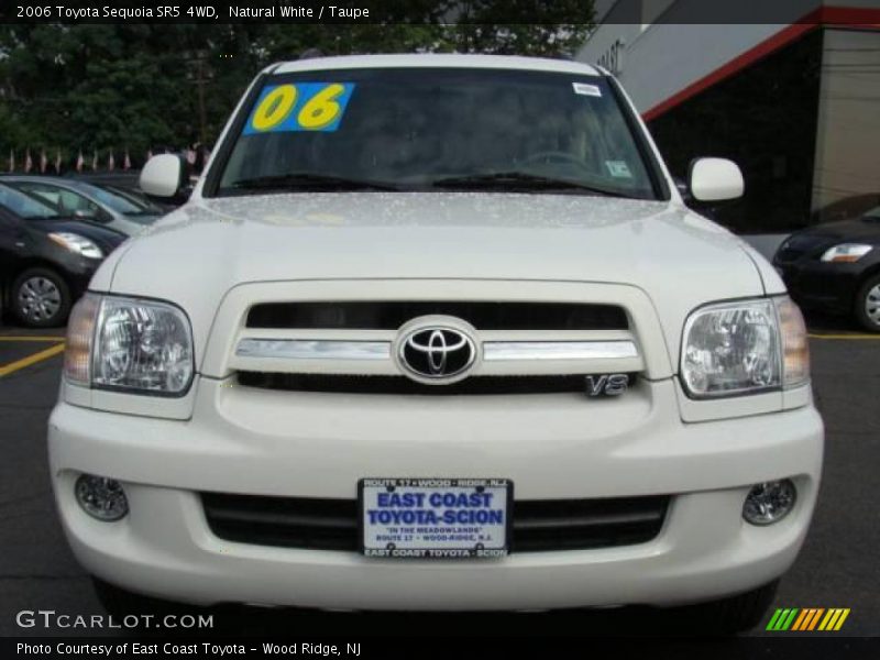 Natural White / Taupe 2006 Toyota Sequoia SR5 4WD