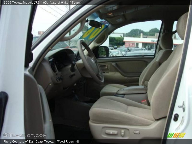 Natural White / Taupe 2006 Toyota Sequoia SR5 4WD