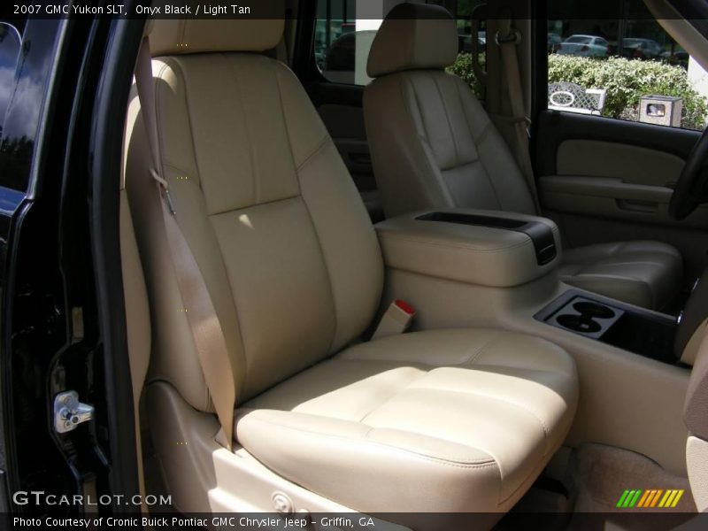 Onyx Black / Light Tan 2007 GMC Yukon SLT