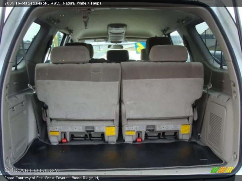 Natural White / Taupe 2006 Toyota Sequoia SR5 4WD