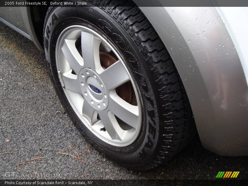 Oxford White / Shale 2005 Ford Freestyle SE
