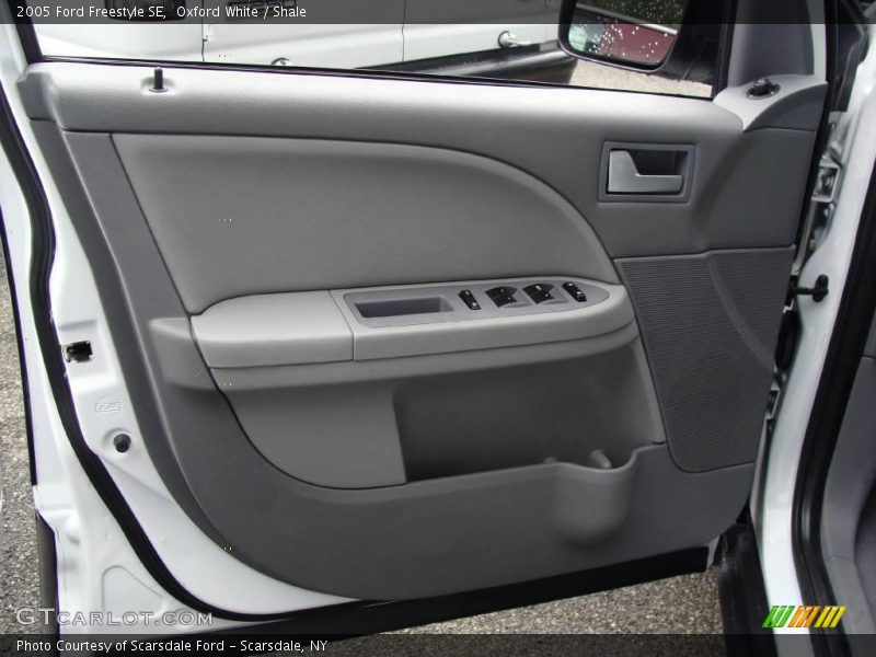 Oxford White / Shale 2005 Ford Freestyle SE
