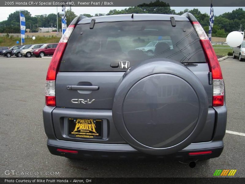 Pewter Pearl / Black 2005 Honda CR-V Special Edition 4WD