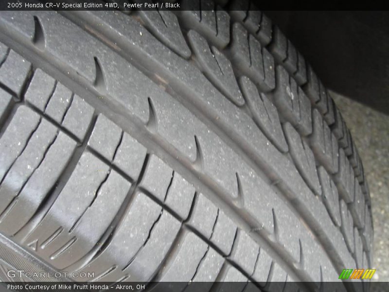 Pewter Pearl / Black 2005 Honda CR-V Special Edition 4WD
