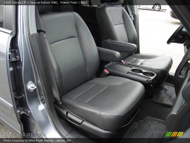Pewter Pearl / Black 2005 Honda CR-V Special Edition 4WD