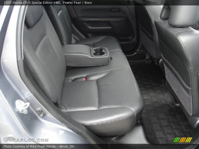 Pewter Pearl / Black 2005 Honda CR-V Special Edition 4WD