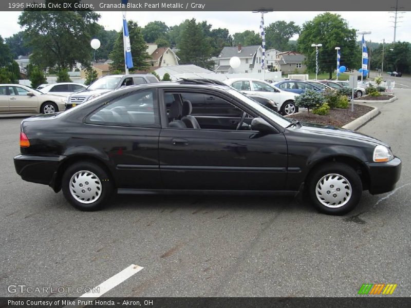 Granada Black Pearl Metallic / Gray 1996 Honda Civic DX Coupe