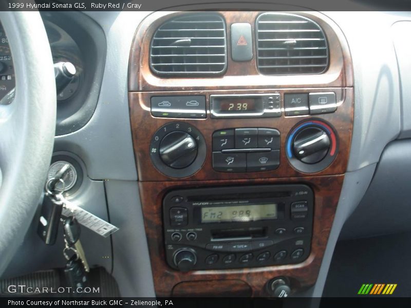 Ruby Red / Gray 1999 Hyundai Sonata GLS