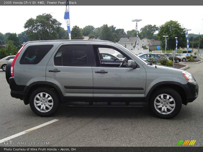 Pewter Pearl / Black 2005 Honda CR-V EX 4WD