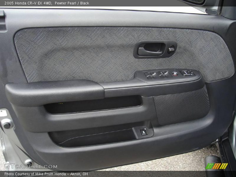 Pewter Pearl / Black 2005 Honda CR-V EX 4WD