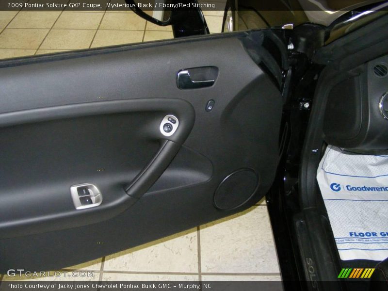 Mysterious Black / Ebony/Red Stitching 2009 Pontiac Solstice GXP Coupe