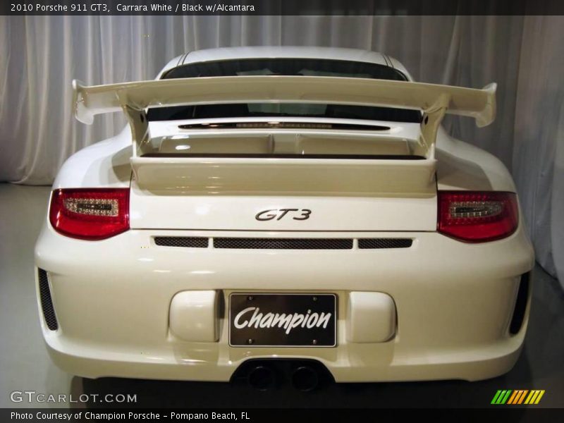 Carrara White / Black w/Alcantara 2010 Porsche 911 GT3