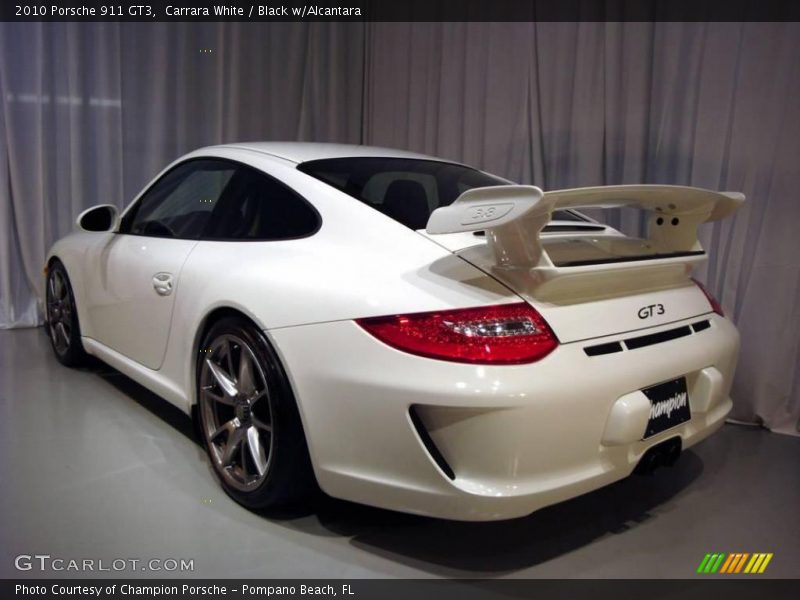 Carrara White / Black w/Alcantara 2010 Porsche 911 GT3