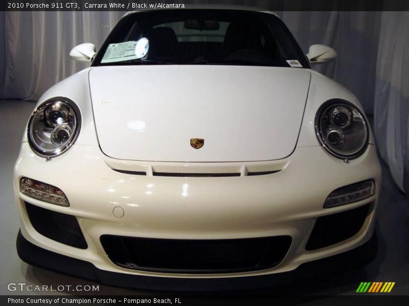 Carrara White / Black w/Alcantara 2010 Porsche 911 GT3