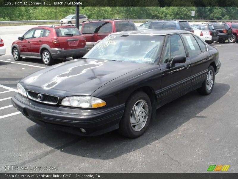 Black / Graphite 1995 Pontiac Bonneville SE
