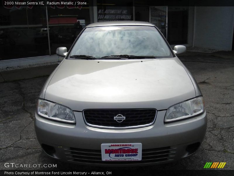 Radium Metallic / Stone 2000 Nissan Sentra XE