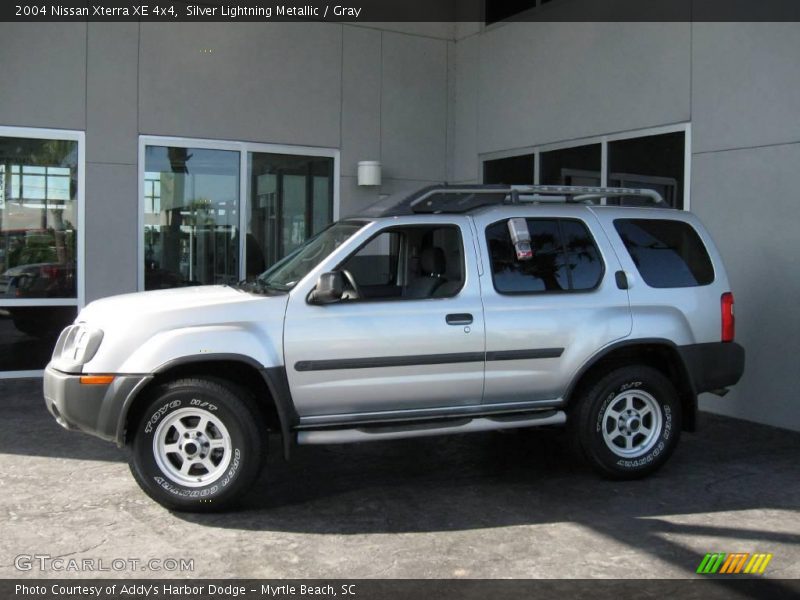 Silver Lightning Metallic / Gray 2004 Nissan Xterra XE 4x4