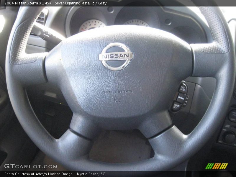 Silver Lightning Metallic / Gray 2004 Nissan Xterra XE 4x4