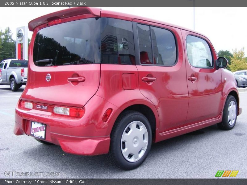 Scarlet Red / Black 2009 Nissan Cube 1.8 S