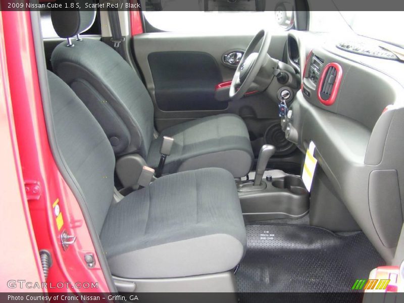 Scarlet Red / Black 2009 Nissan Cube 1.8 S