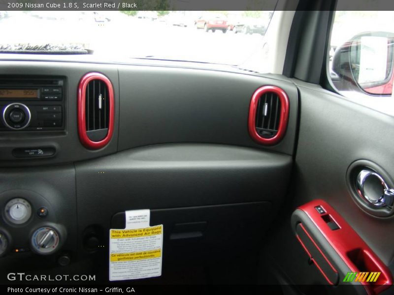 Scarlet Red / Black 2009 Nissan Cube 1.8 S