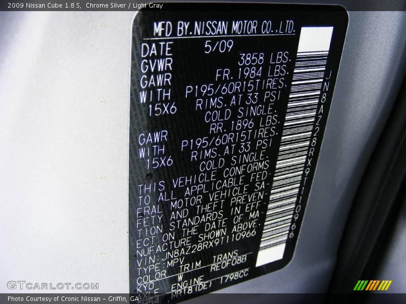 Chrome Silver / Light Gray 2009 Nissan Cube 1.8 S