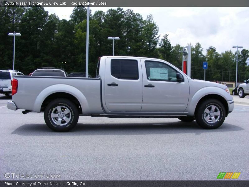Radiant Silver / Steel 2009 Nissan Frontier SE Crew Cab