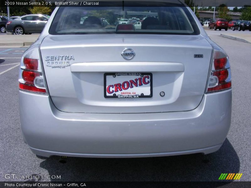 Brilliant Silver / Charcoal 2009 Nissan Sentra 2.0 S