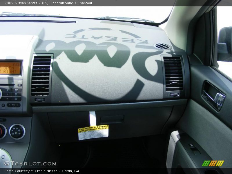 Sonoran Sand / Charcoal 2009 Nissan Sentra 2.0 S