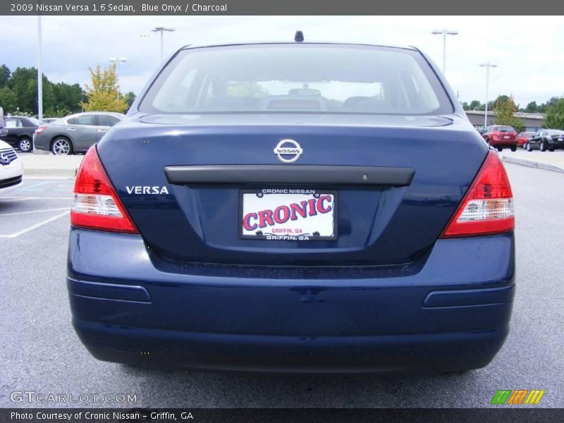 Blue Onyx / Charcoal 2009 Nissan Versa 1.6 Sedan