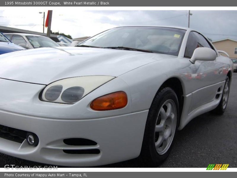 White Pearl Metallic / Black 1995 Mitsubishi 3000GT Coupe