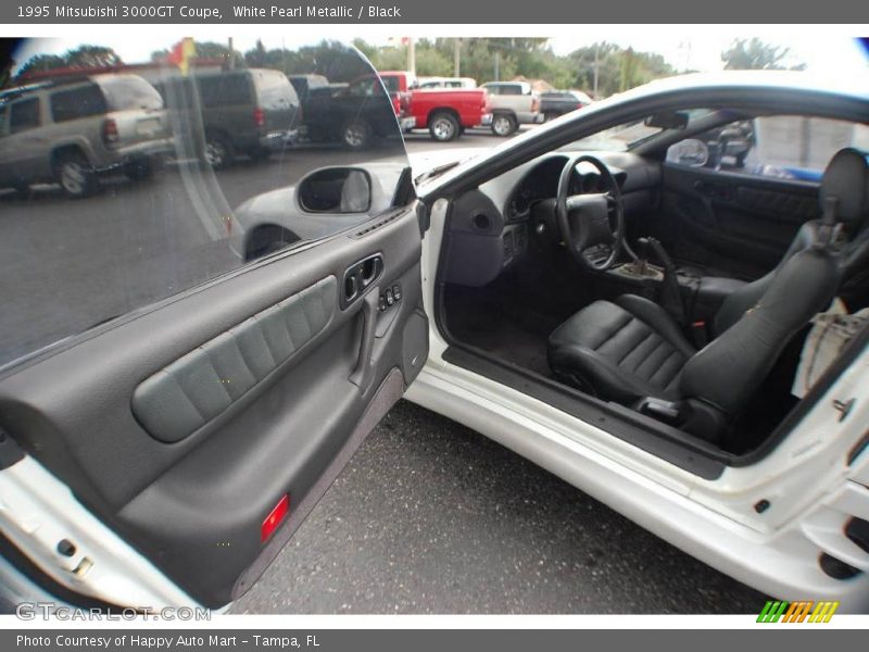 White Pearl Metallic / Black 1995 Mitsubishi 3000GT Coupe