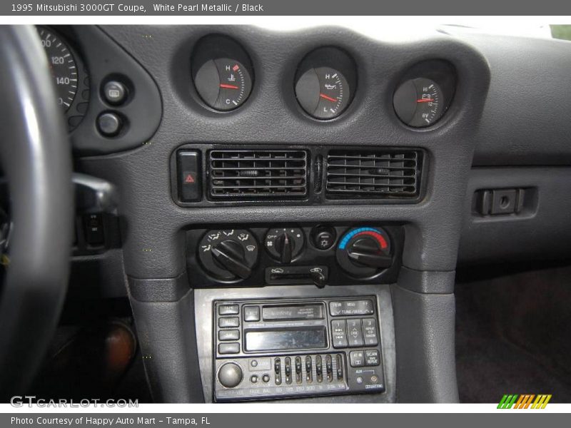 White Pearl Metallic / Black 1995 Mitsubishi 3000GT Coupe