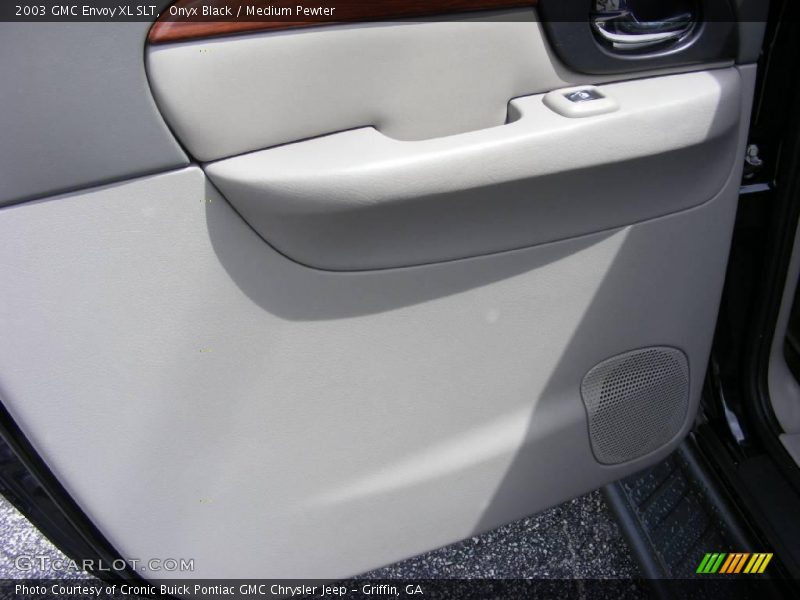 Onyx Black / Medium Pewter 2003 GMC Envoy XL SLT