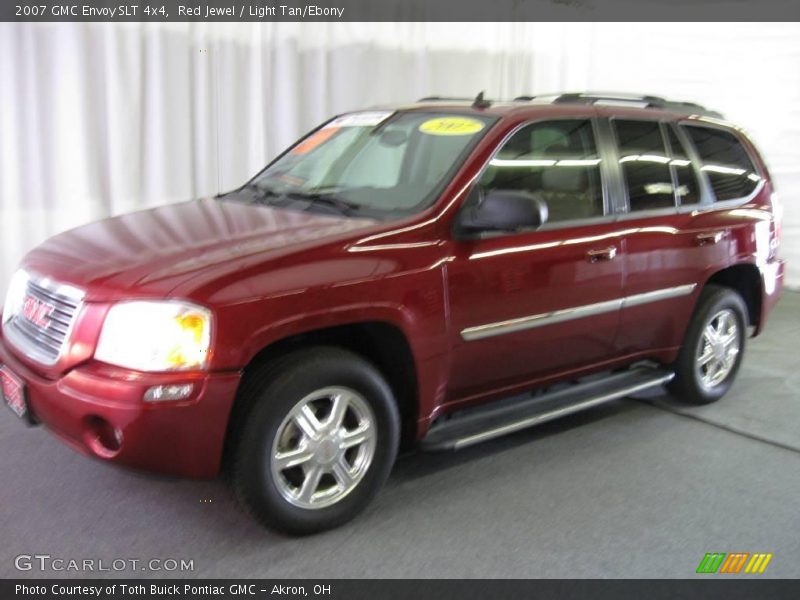 Red Jewel / Light Tan/Ebony 2007 GMC Envoy SLT 4x4