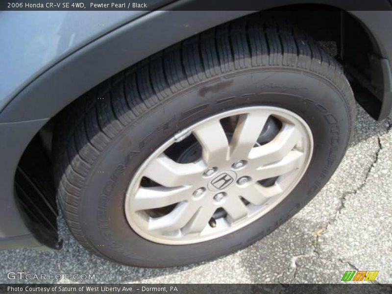 Pewter Pearl / Black 2006 Honda CR-V SE 4WD