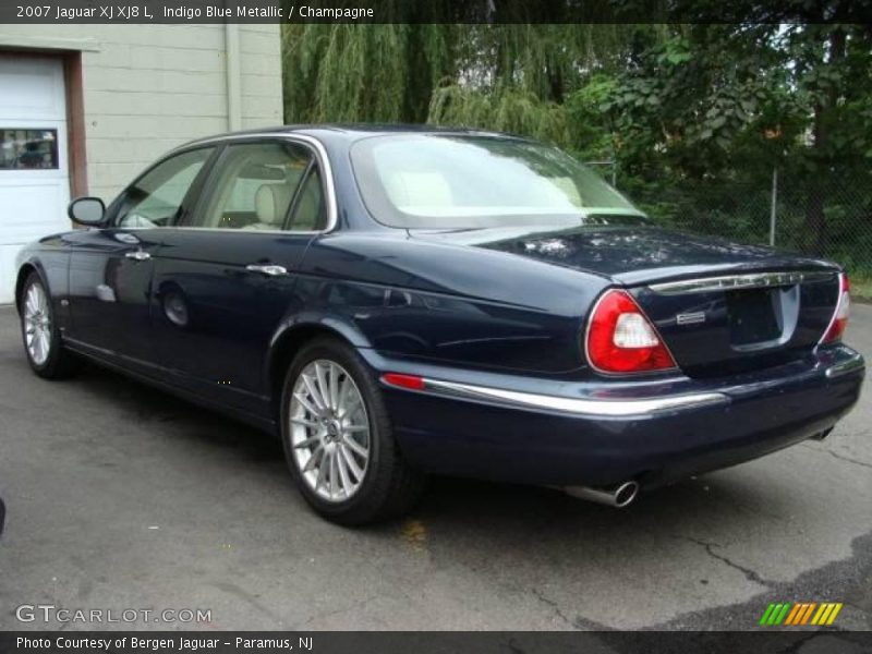 Indigo Blue Metallic / Champagne 2007 Jaguar XJ XJ8 L