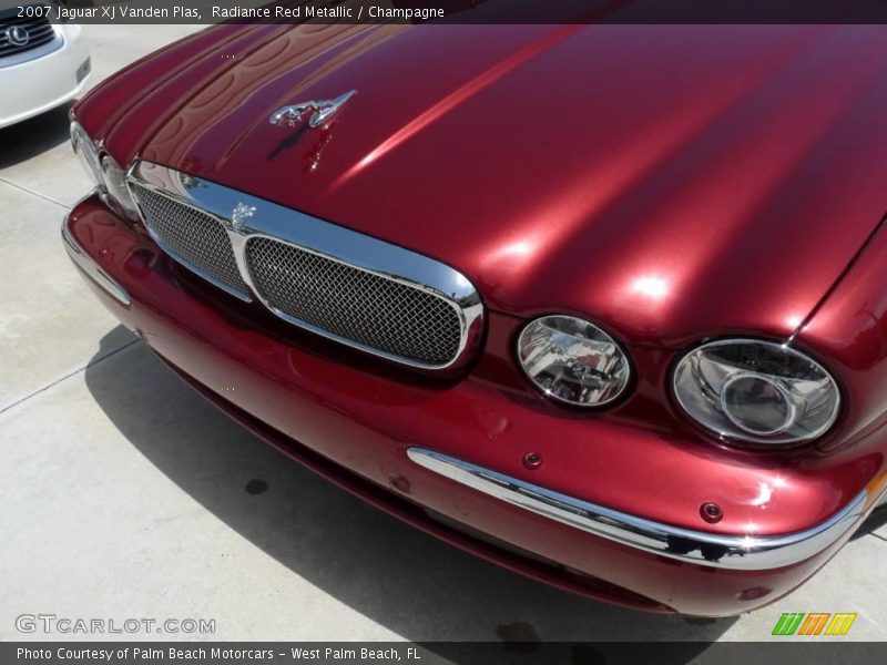 Radiance Red Metallic / Champagne 2007 Jaguar XJ Vanden Plas