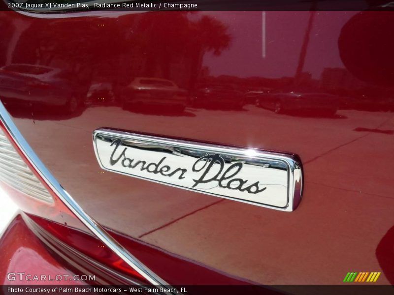 Radiance Red Metallic / Champagne 2007 Jaguar XJ Vanden Plas