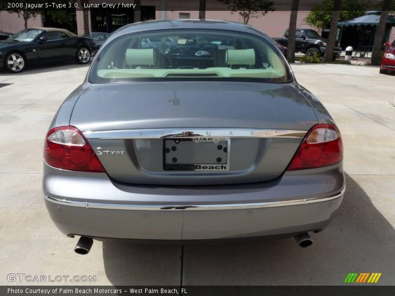 Lunar Grey / Ivory 2008 Jaguar S-Type 3.0