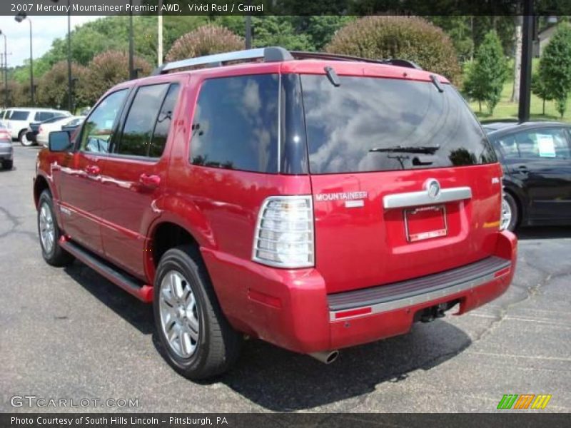 Vivid Red / Camel 2007 Mercury Mountaineer Premier AWD