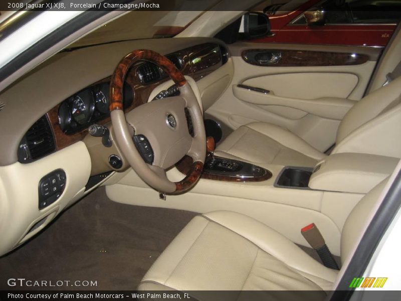 Porcelain / Champagne/Mocha 2008 Jaguar XJ XJ8