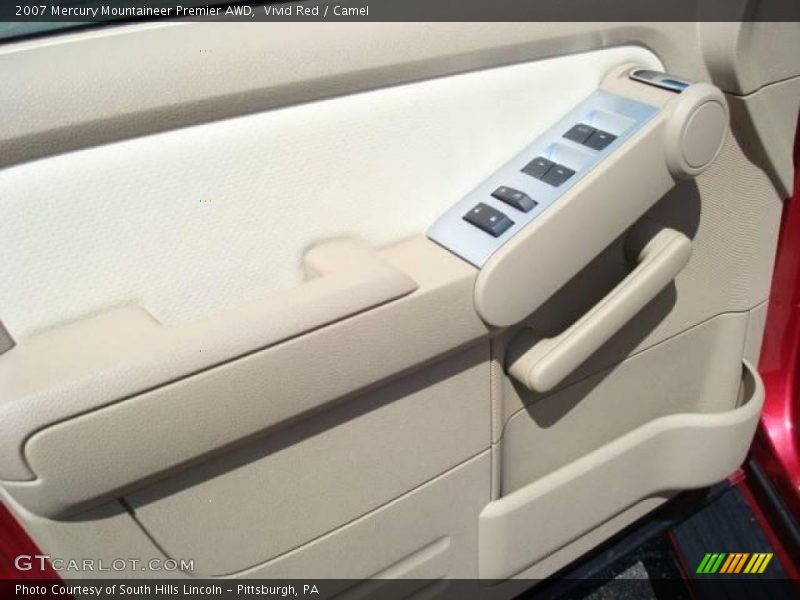 Vivid Red / Camel 2007 Mercury Mountaineer Premier AWD