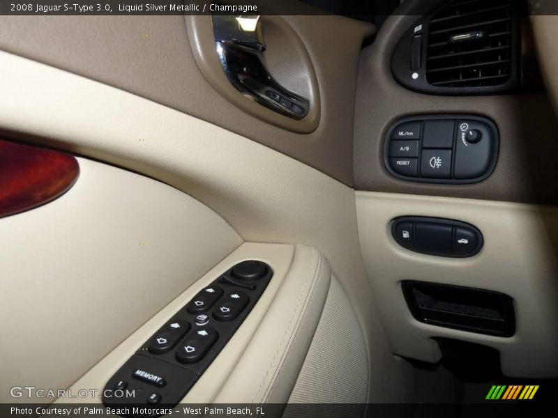 Liquid Silver Metallic / Champagne 2008 Jaguar S-Type 3.0