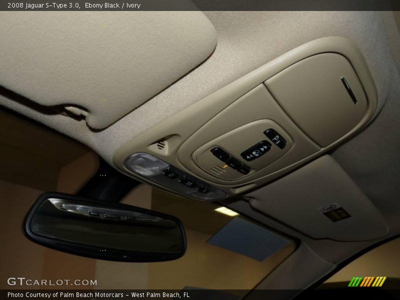 Ebony Black / Ivory 2008 Jaguar S-Type 3.0