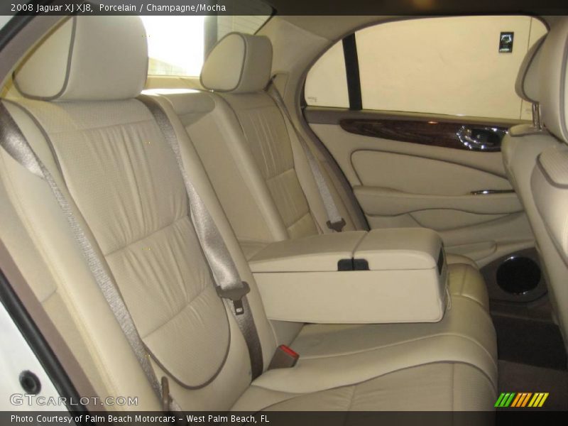 Porcelain / Champagne/Mocha 2008 Jaguar XJ XJ8